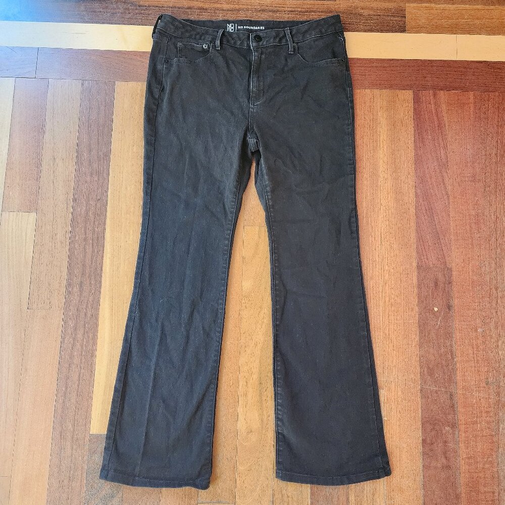 No Boundaries Juniors Black Boot Cut Jeans Size 15